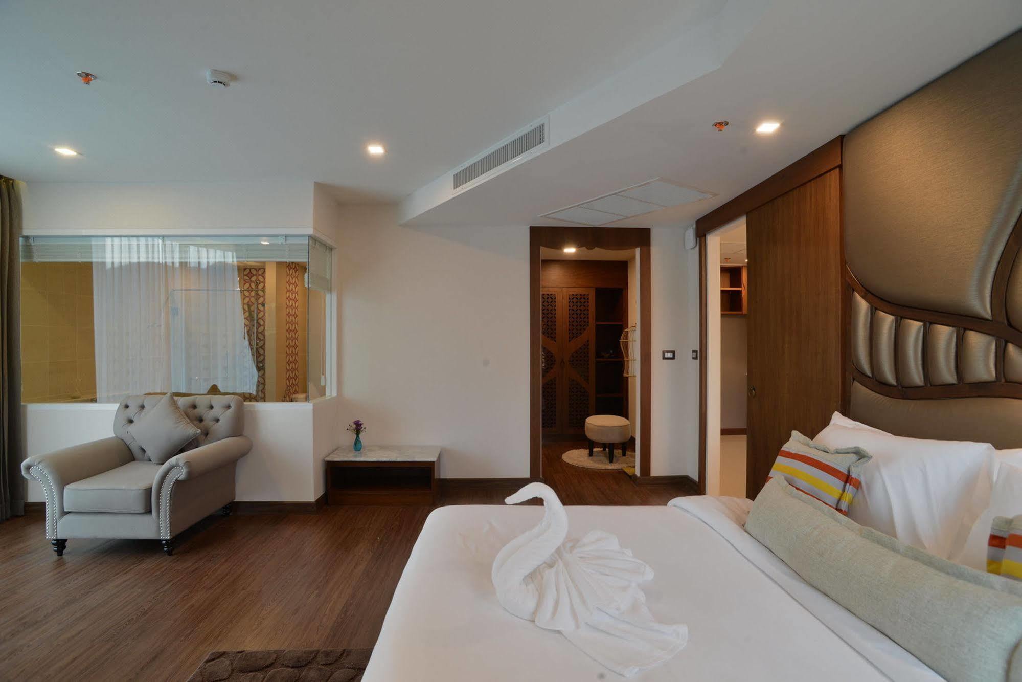 Baisirimaya Hotel Чиангмай Екстериор снимка