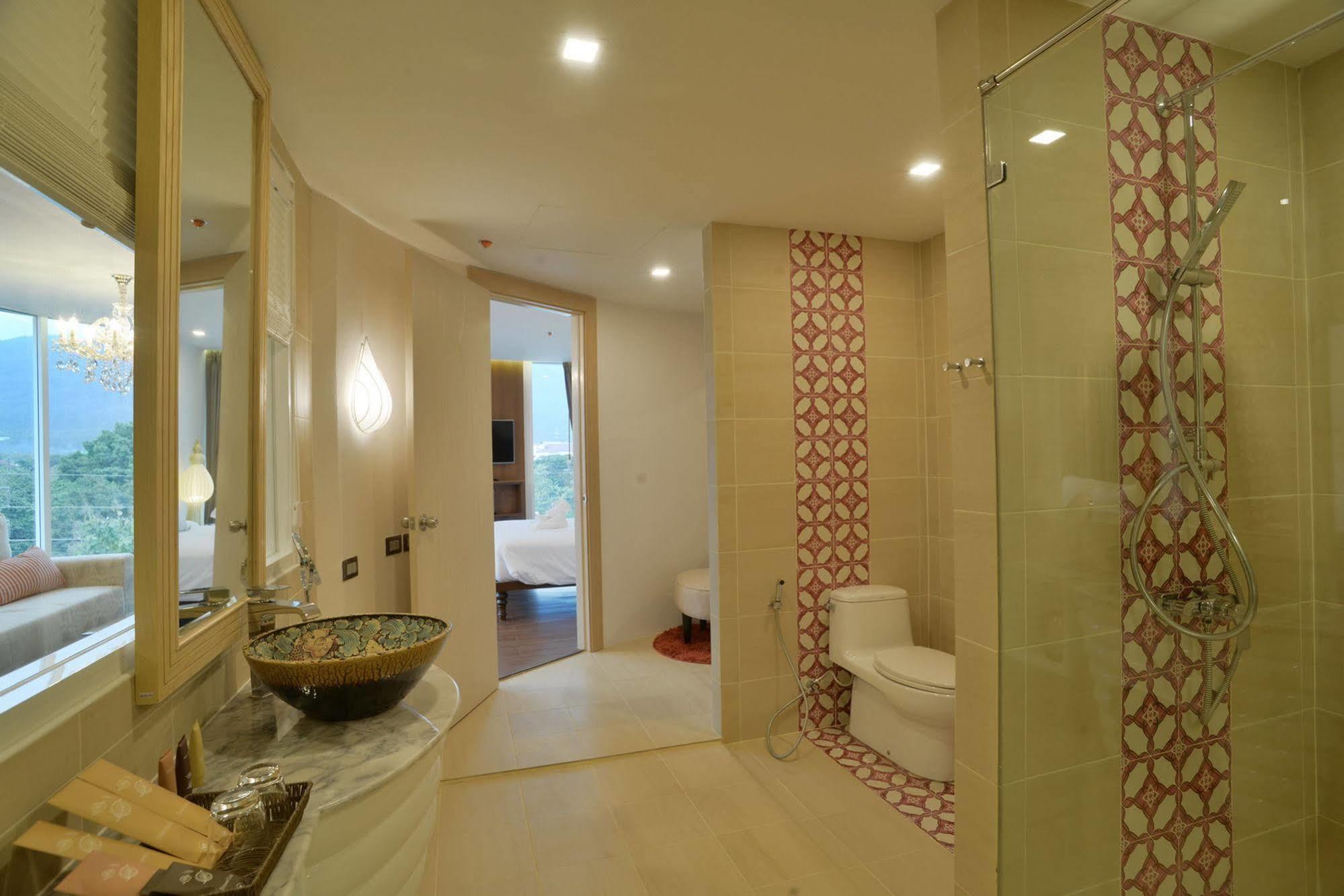 Baisirimaya Hotel Чиангмай Екстериор снимка