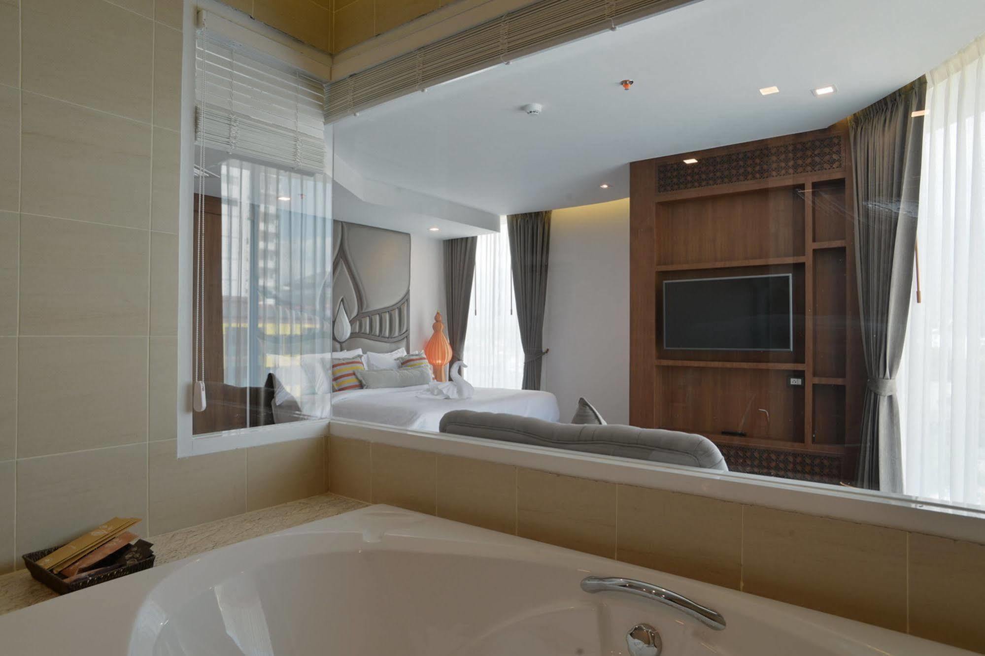 Baisirimaya Hotel Чиангмай Екстериор снимка
