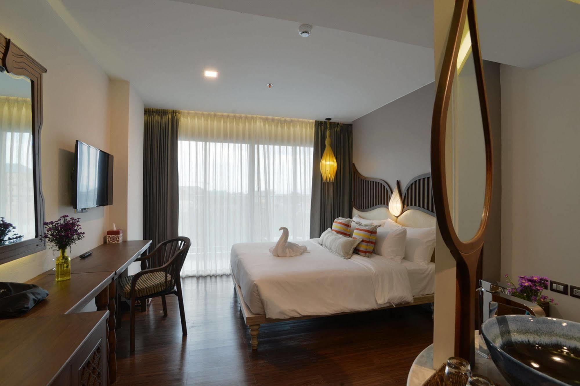 Baisirimaya Hotel Чиангмай Екстериор снимка